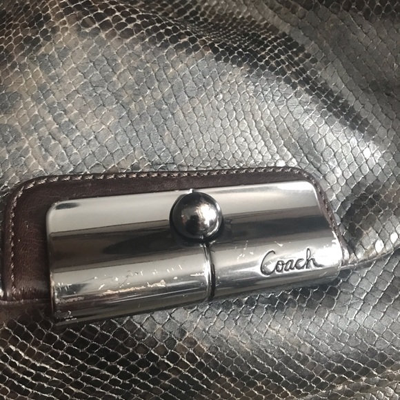 Coach embossed python snake skin shoulder bag. - Picture 6 of 13